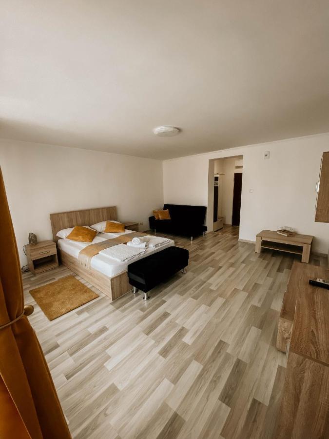 Paulaapartment&Rooms Nagyvárad Kültér fotó